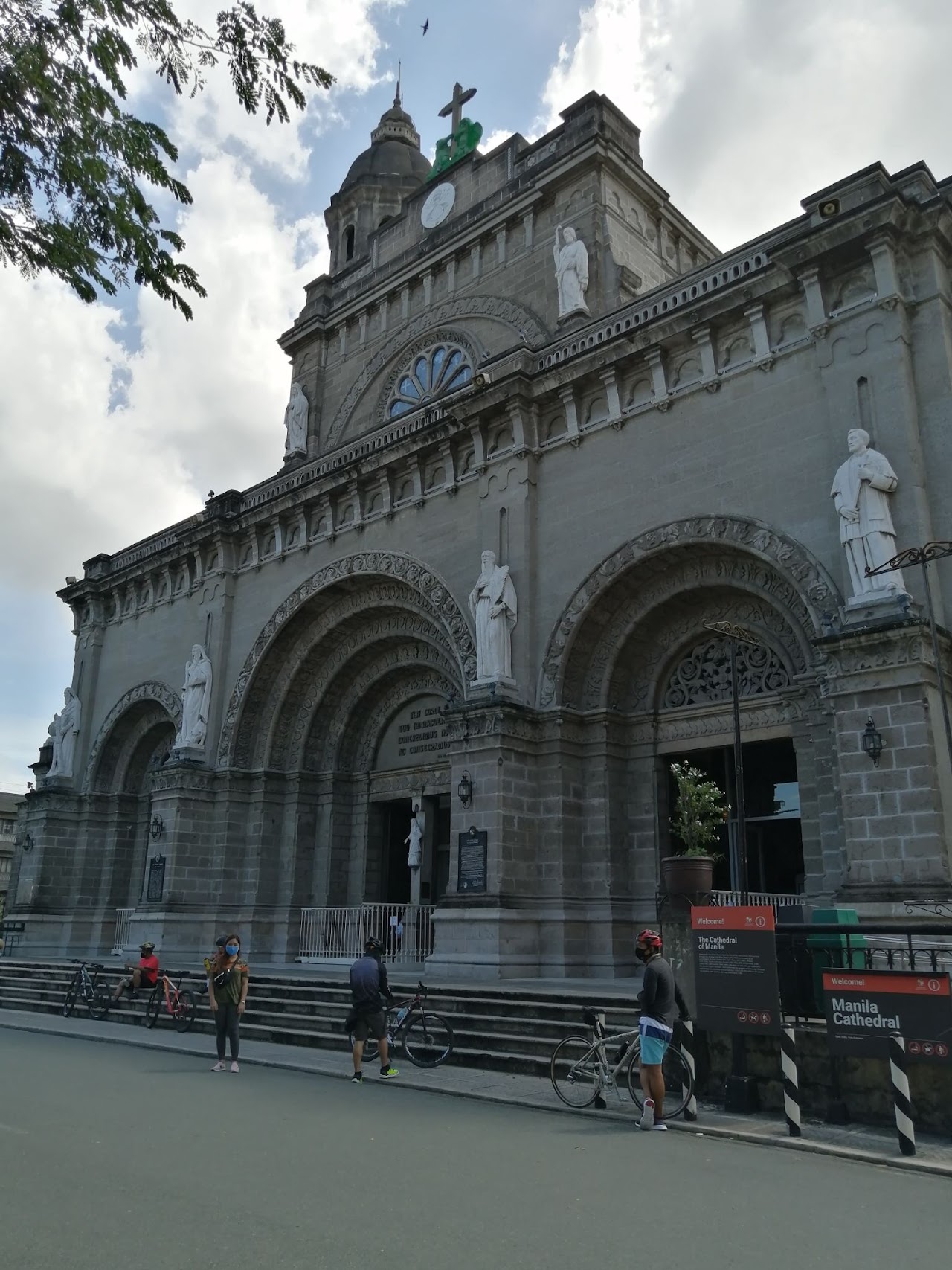 Manila guide photo 3